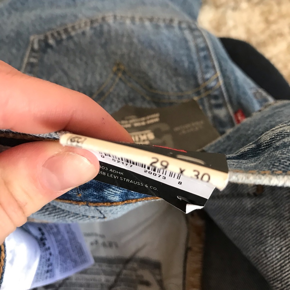 Levi’s 501‎ Distressed Skinny Jeans - Picture 7 of 7